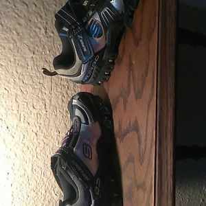 Boys shoes